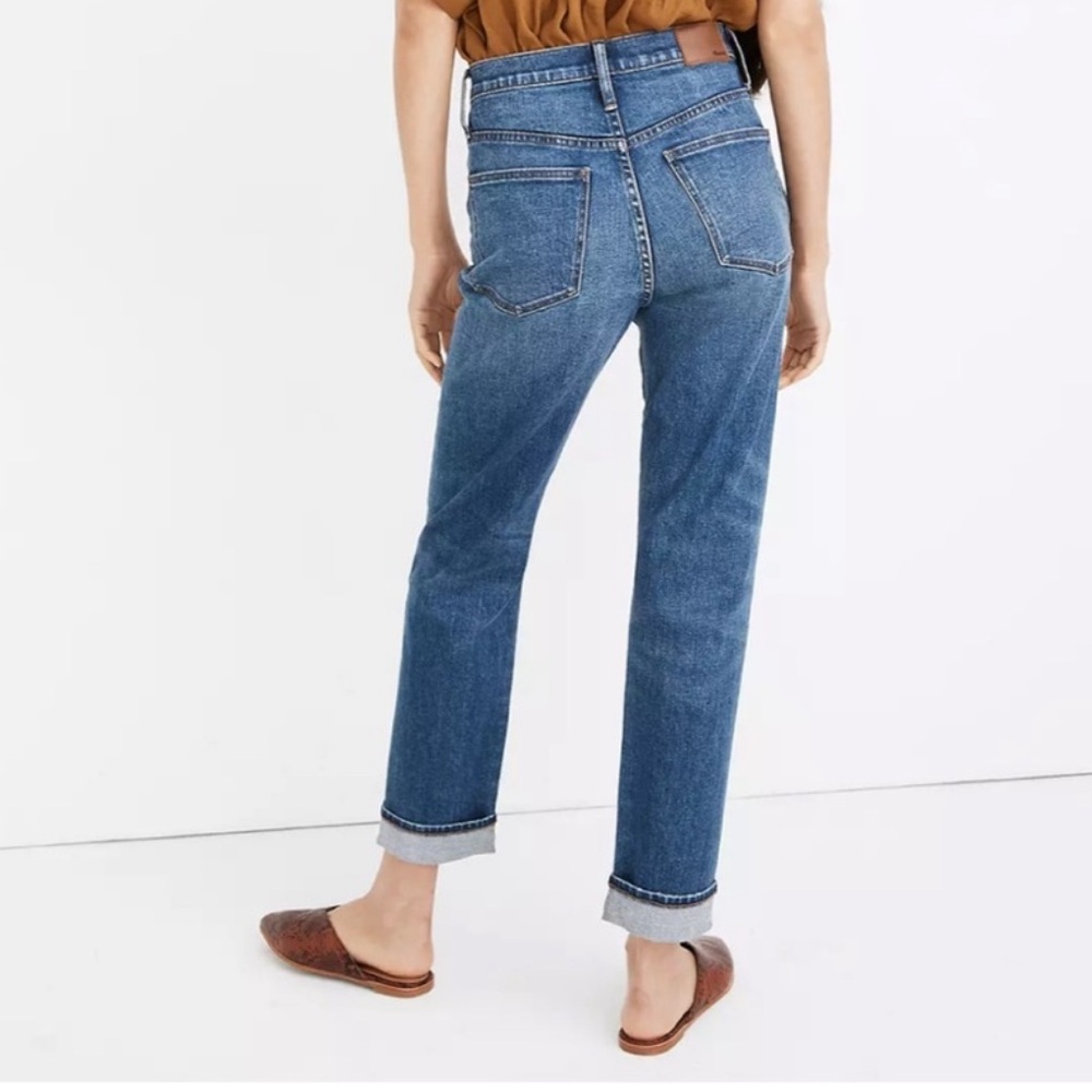 Madewell Classic Straight Jeans in Ives Wash: Selvedge - Picture 2 of 6